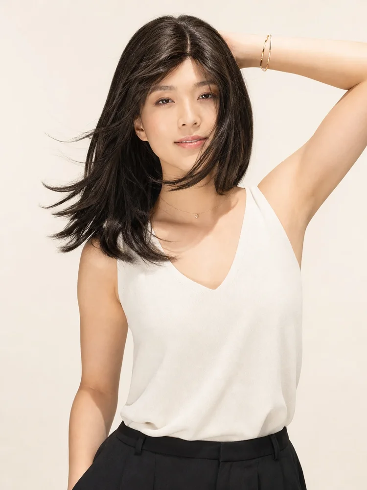 Louis Ferre Jennifer | Synthetic Wig (Mono Top) — product style image